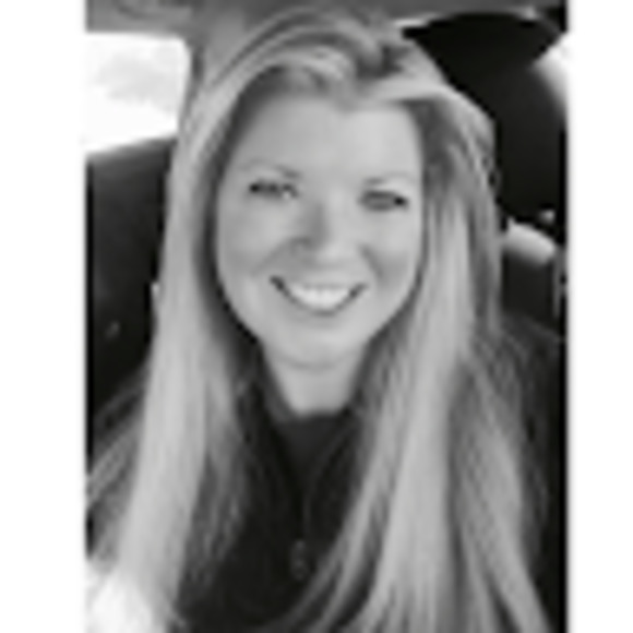 Meet your Posher, Lisa - Picture 1 of 1